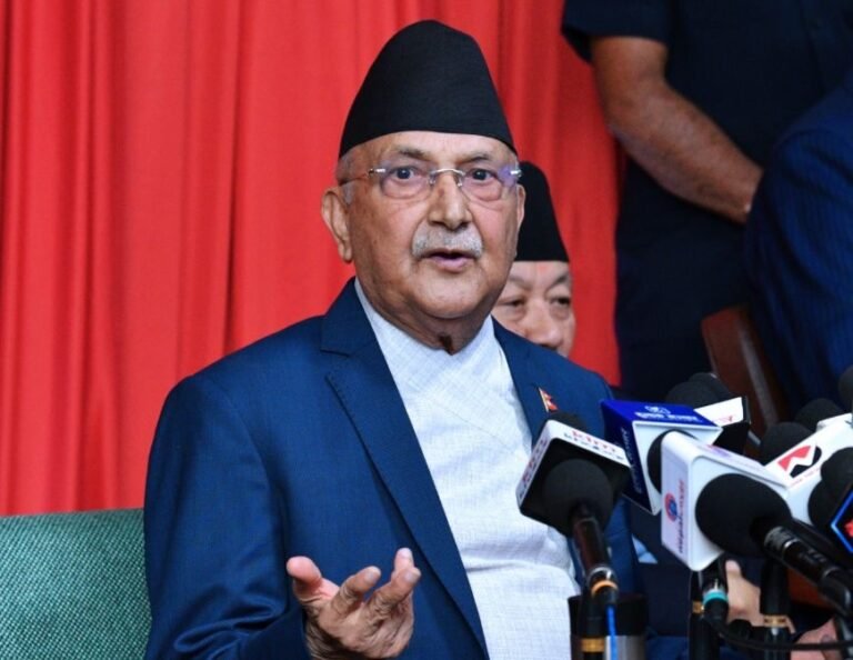 नेपाल में के पी शर्मा ओली को तीसरी बार प्रधानमंत्री नियुक्त किया गया है।