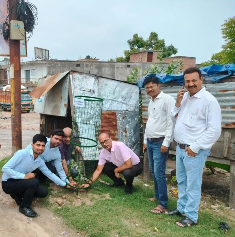 Aमहानगर को हरा-भरा एवं प्रदूषण मुक्त बनाए जाने के लिए नगर निगम गोरखपुर हमेशा संकल्पित रहा है।