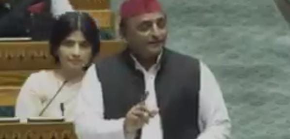 मेक इन इंडिया का सपना दिखाया, कुछ हासिल नहीं