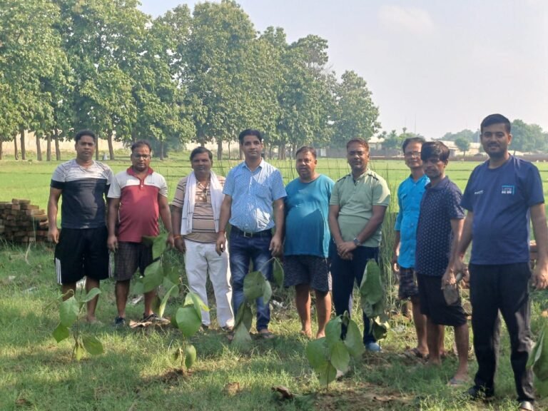 पौधारोपण कर हरियाली अभियान की हुई शुरुआत