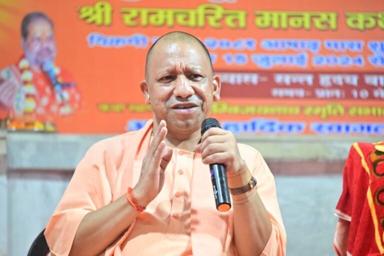 लोक और राष्ट्र कल्याण से जुड़ी है भारत की ऋषि परंपरा : सीएम योगी