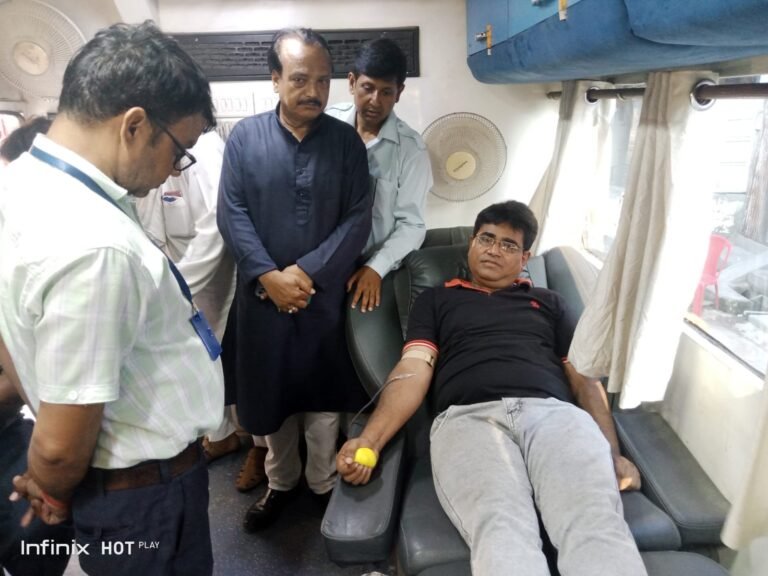 महानगर कांग्रेस कमेटी गोरखपुर द्वारा एक रक्तदान शिविर का आयोजन सम्पन्न