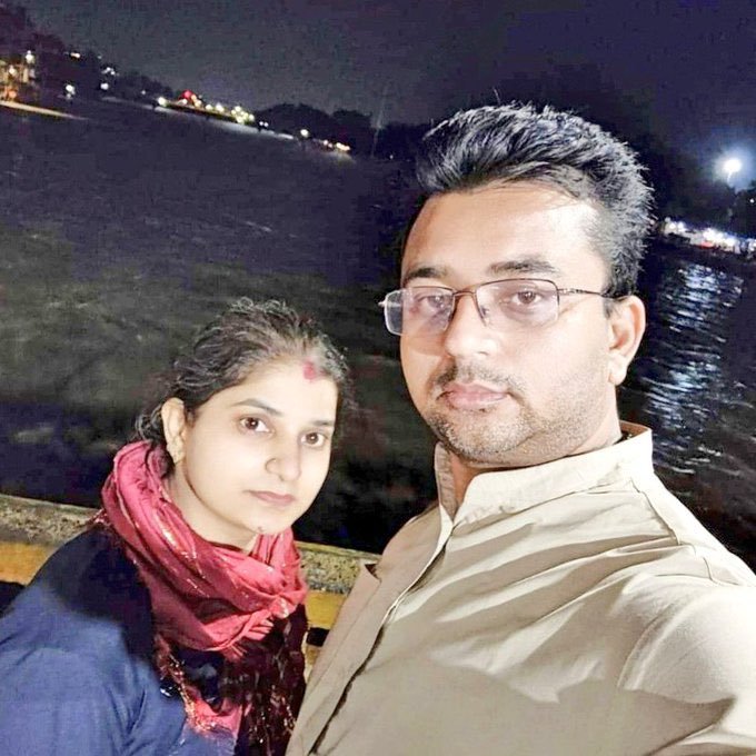 इन दोनों ने मौत को गले लगा लिया.