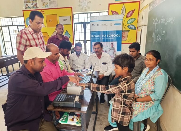 कॉरपोरेट के सहयोग से प्राथमिक शिक्षा को सुदृढ़ करने में मिला हिंदुजा का साथ