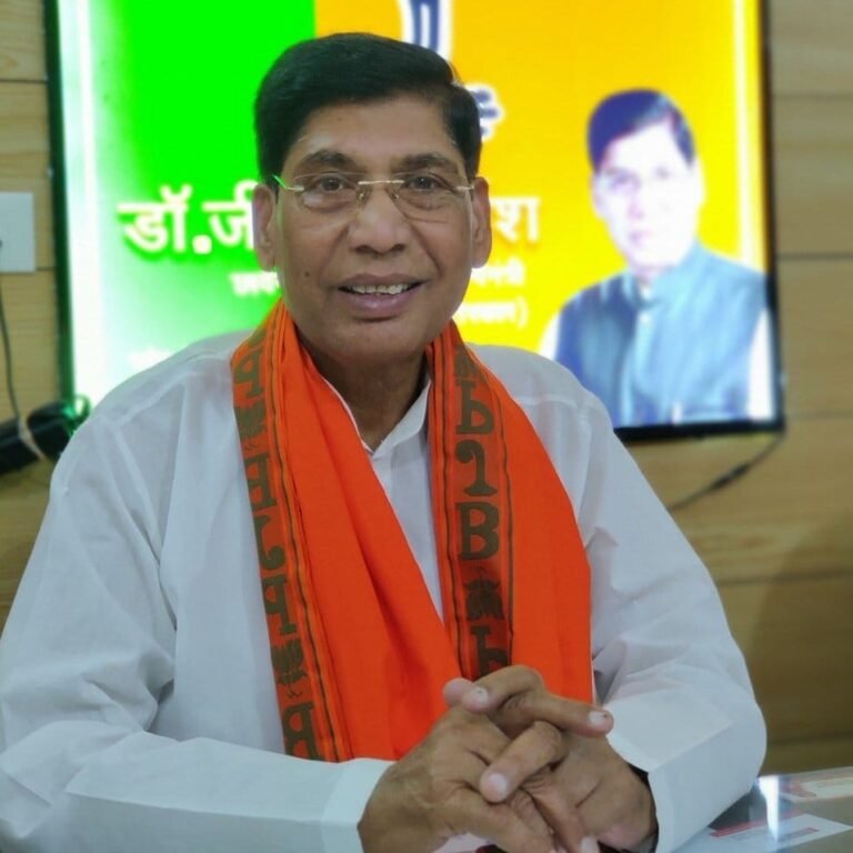 ‘आगरा पुलिस कमिश्नरेट नहीं, बल्कि कमीशन का रेट है’…