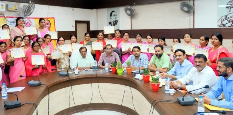 पोषण माह के दौरान गोरखपुर के नव निर्मित आंगनबाड़ी केंद्रों का हुआ लोकार्पण