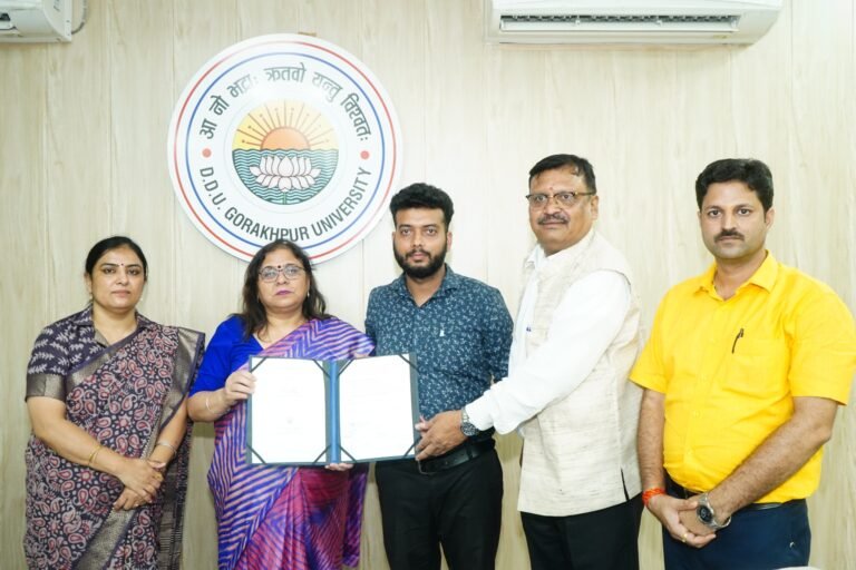 विश्वविद्यालय एवं भारत केयर्स के बीच हुआ एमओयू, छात्रों के इंटर्नशिप के लिए संचालित होंगी परियोजनाएँ