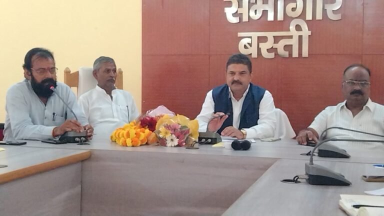 प्रदेश के चरागाहों को कराया जाएगा कब्जा मुक्त = महेश शुक्ला राज्य मंत्री