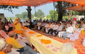 चिल्लूपार विधायक ने किया वृक्षारोपण