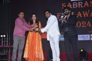 अखिलेश राय को मिला 'कला श्री' का अवॉर्ड मुंबई में