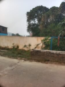खलिहान की भूमि में अवैध कब्जा लेखपाल की रिपोर्ट बता रही है खाली