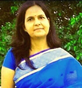 दी द उ गो वि वि के संस्कृत विभाग की शिक्षिका डॉ अर्चना शुक्ला दीवाली पर विशेष जानकारी दे रही हैं