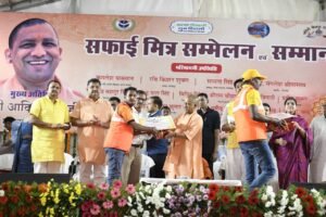 मुख्यमंत्री- शहर को स्वच्छ और सुंदर बनाने में नींव के पत्थर होते हैं