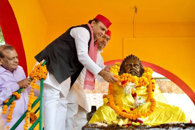 लखनऊ समाजवादी पार्टी के राष्ट्रीय अध्यक्ष अखिलेश यादव का बयान