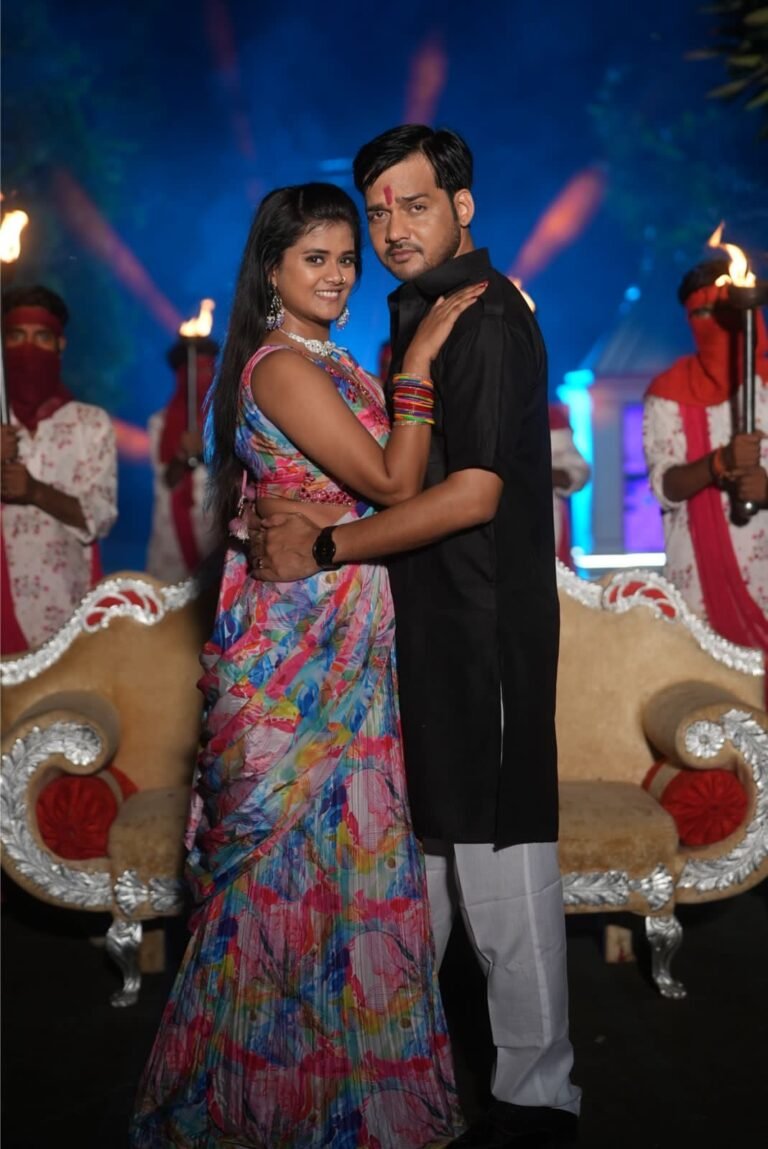 विमल पांडेय ने पल्लवी गिरी संग किया अंतरराष्ट्रीय प्रोजेक्ट भोजपुरी सांग की शूटिंग बनारस में