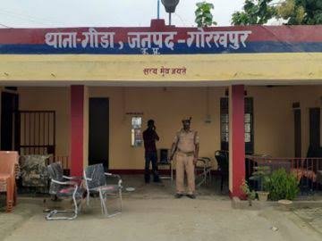 मनबढ़ो ने भूमि कब्जा करने की नीयत से चारदीवारी गिरा कर सामान चुराया, केस दर्ज