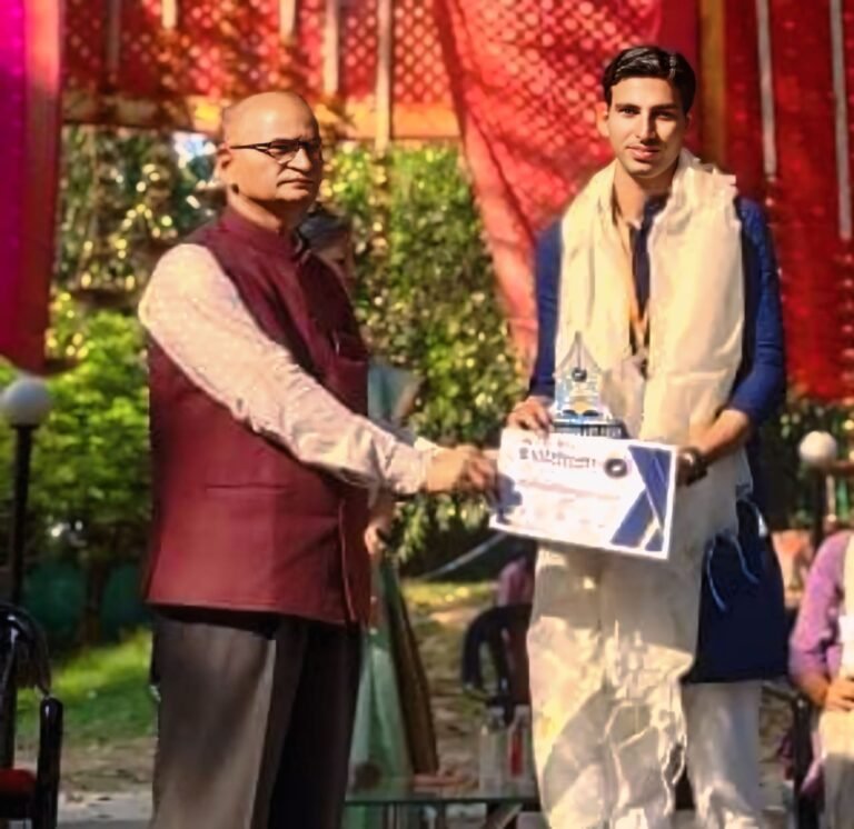 लिटरेरी फेस्टिवल में सम्मानित हुए युवा गीतकार – ‘निनाद’