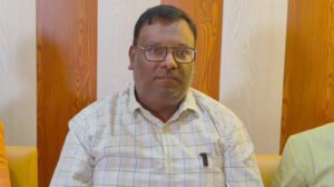 पीड़ित विनय शुक्ला
