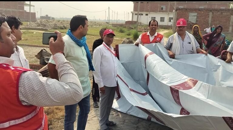 अग्निकांड से पीड़ित परिवार को दी सहायता