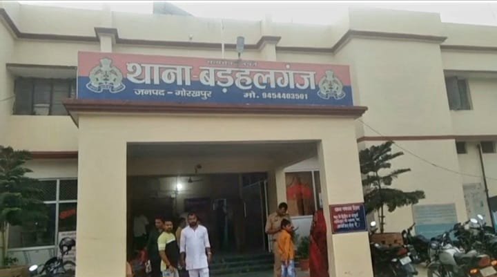 दो पक्षों में हुई मारपीट में 10 लोगों पर केस दर्ज