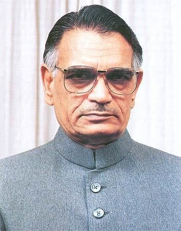 पूर्व लोकसभा अध्यक्ष शिवराज पाटिल का निधन