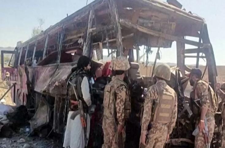 BLF ने पाकिस्तानी सेना के 10 जवानों को मार गिराने का किया दावा।