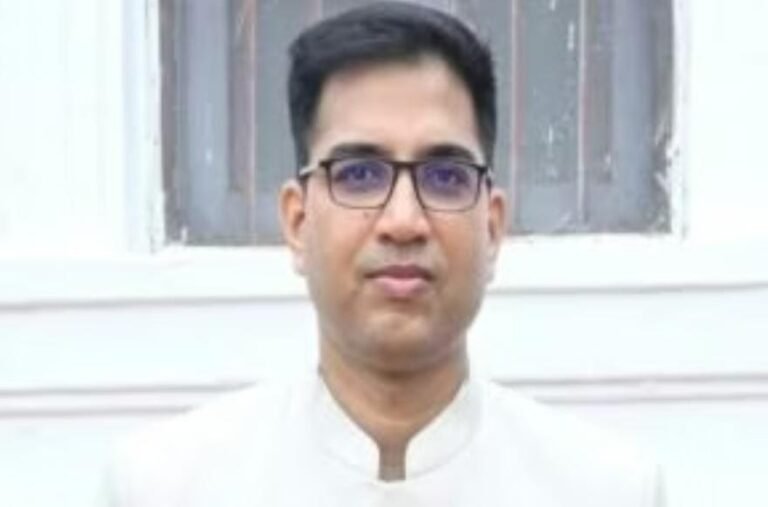 पूर्वी चम्पारण में ठंड के कारण स्कूल बंद, 3 जनवरी तक शैक्षणिक गतिविधियाँ स्थगित