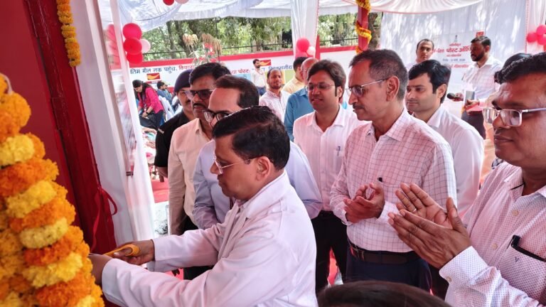BRD मेडिकल कॉलेज कैंपस में आधुनिक ‘नेक्स्ट-जेन’ पोस्ट ऑफिस का भव्य लोकार्पण